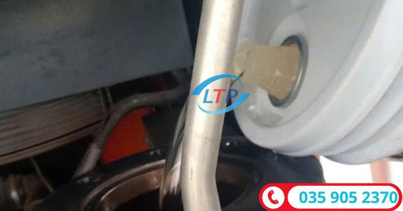 thay dầu máy nén khí - Lộc Thiên Phát
