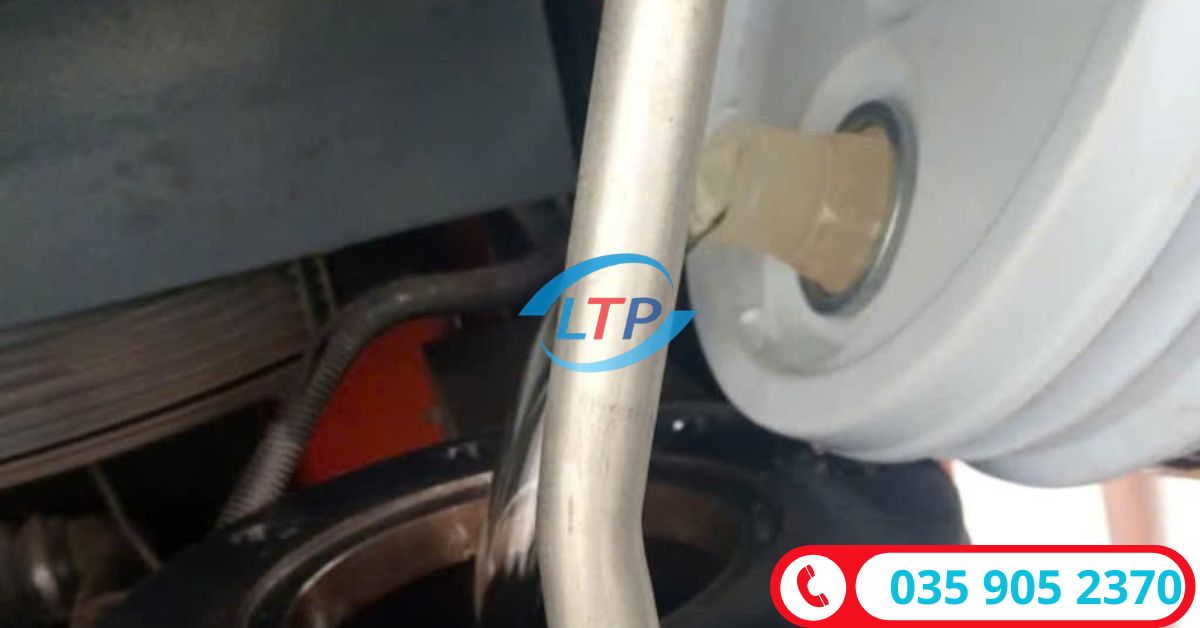 Những Điều Cần Biết Để Chọn Dầu Máy Nén Khí Đúng Chuẩn