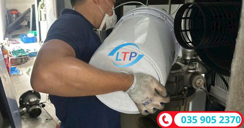 thay dầu máy nén khí trục vít - Lộc Thiên Phát
