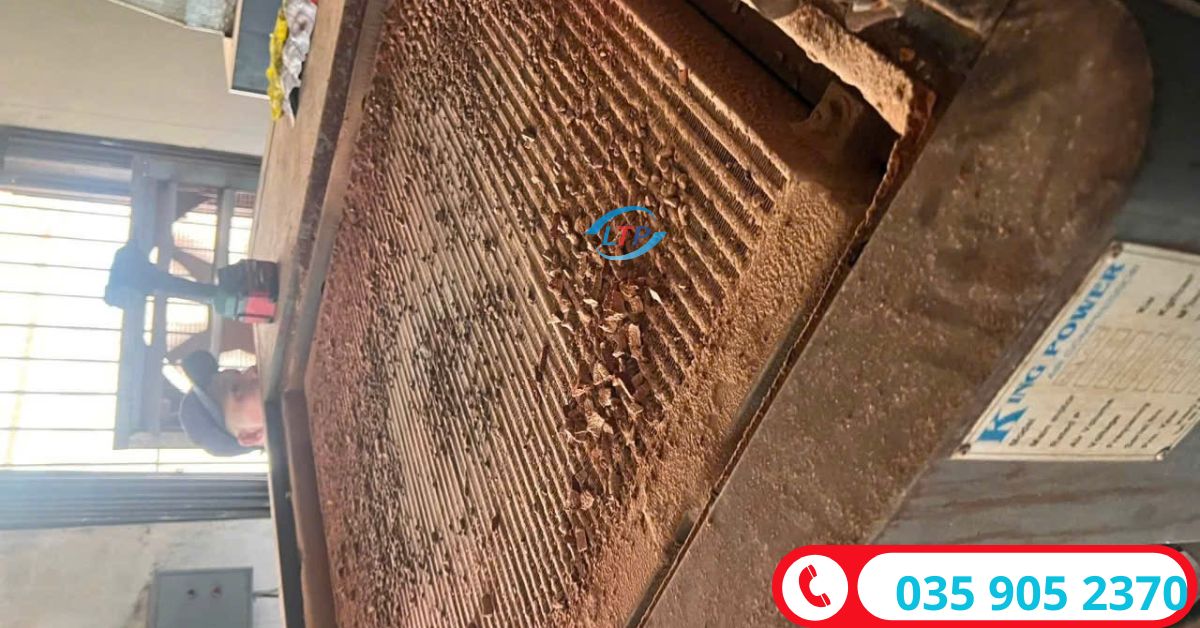DẤU HIỆU KÉT GIẢI NHIỆT MÁY NÉN KHÍ BỊ TẮC NGHẼN – CÁCH KIỂM TRA VÀ KHẮC PHỤC