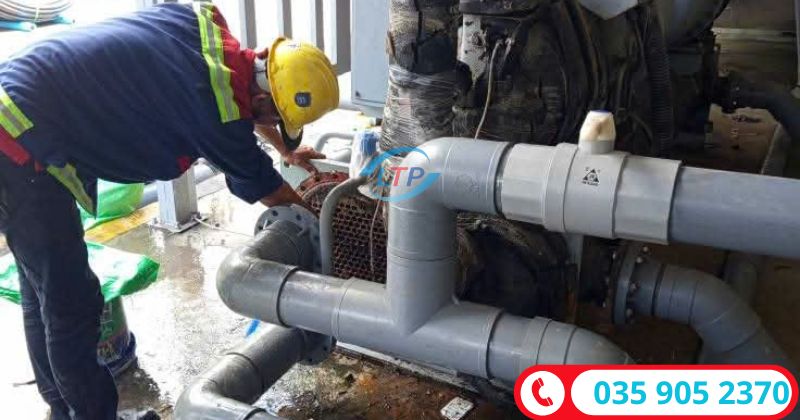 Vệ sinh bầu chiller - Lộc Thiên Phát