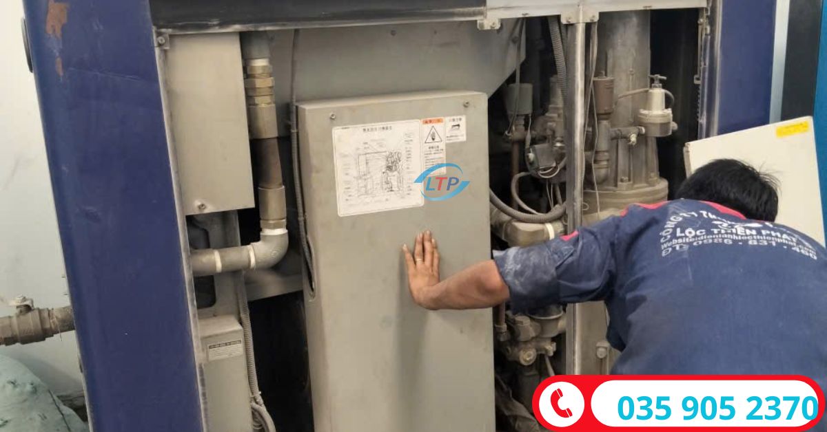 Máy Nén Khí Có Nhiều Nước Do Đâu? Hướng Dẫn Cách Khắc Phục