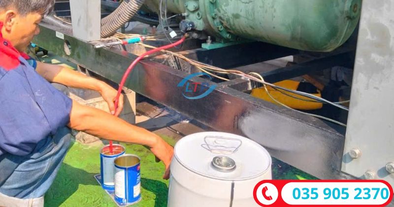thay dầu máy nén chilller chính hãng - Lộc Thiên Phát