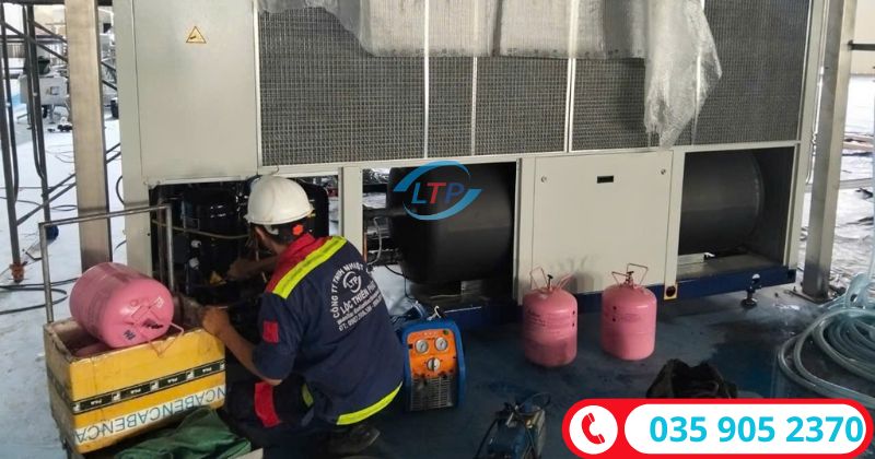 thu hồi gas chiller trong quá trình sửa chiller - Lộc Thiên Phát