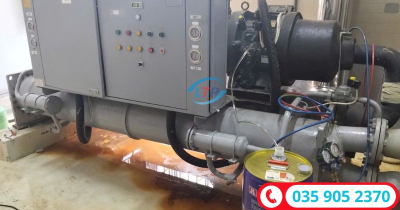 thay dầu máy nén chiller - Lộc Thiên Phát
