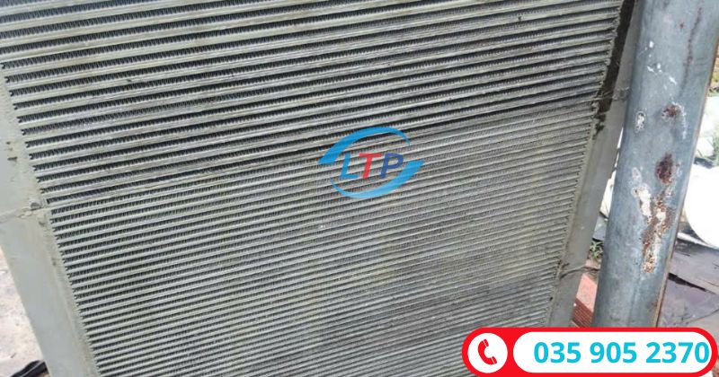 Vệ sinh két giải nhiệt máy nén khí công nghiệp - Lộc Thiên Phát