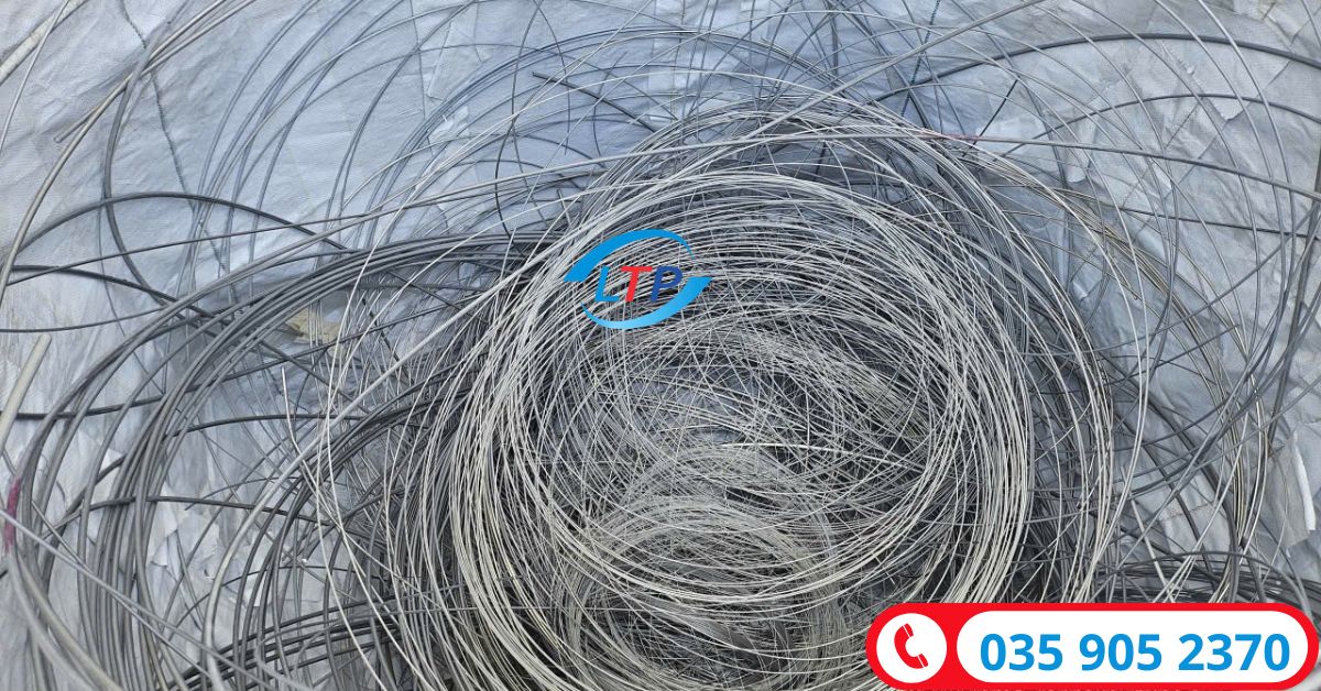 Thu Mua Phế Liệu Công Ty Tại TP. Hồ Chí Minh | Giá Cao – Có Hóa Đơn VAT