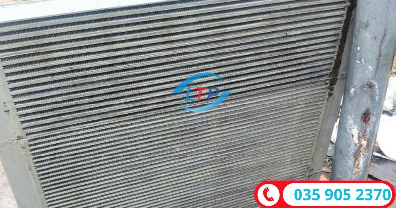 vệ sinh kétgaiir nhiệt máy nén khí - Lộc Thiên Phát