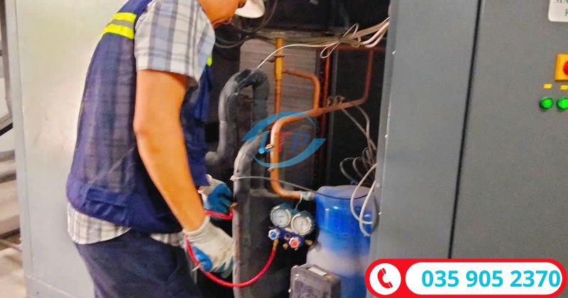 Kiểm tra chiller chuyên nghiệp