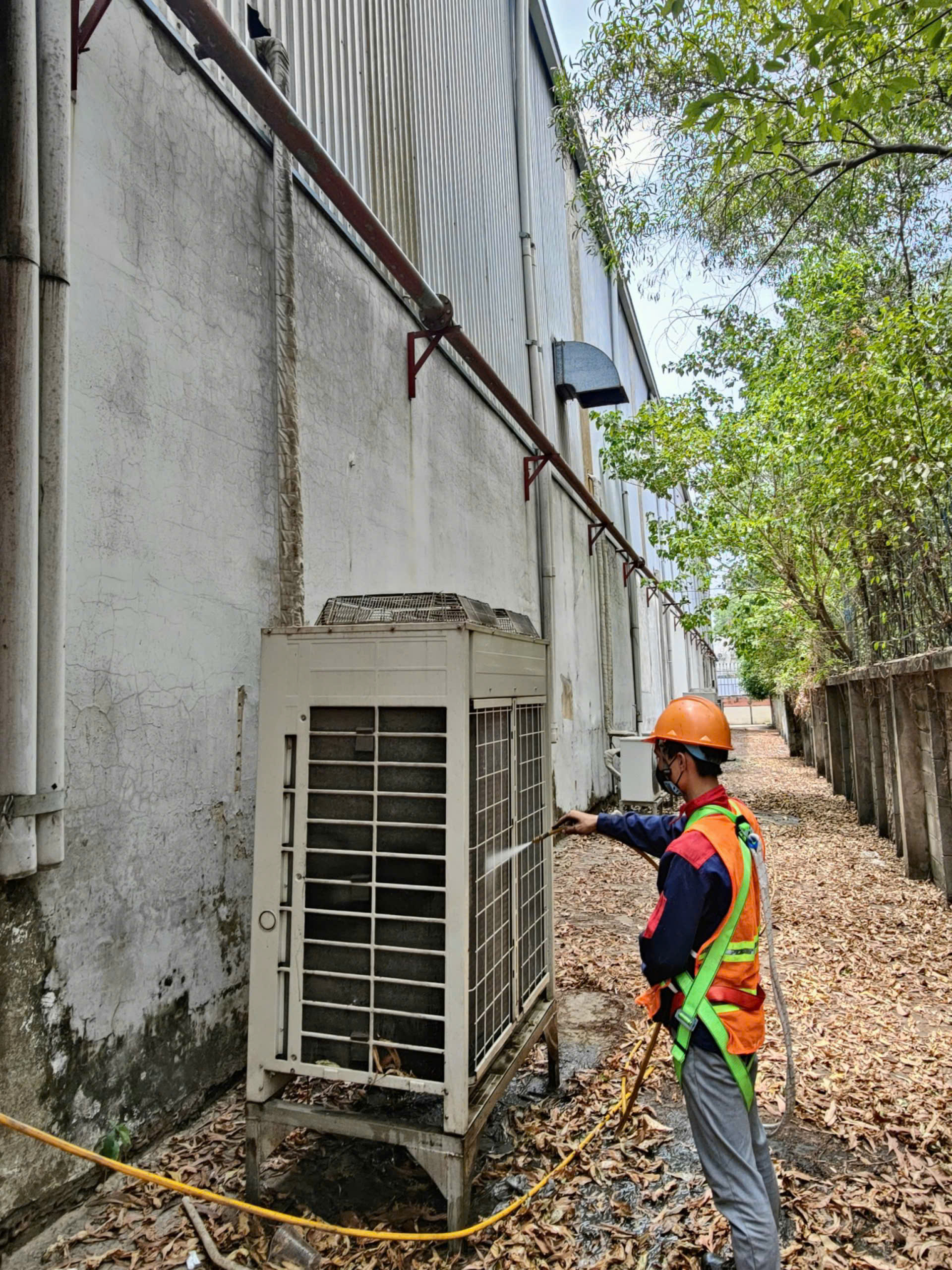 Dịch Vụ Vệ Sinh Máy Lạnh Trảng Bom Đồng Nai - Chuyên Nghiệp, Uy Tín, Giá Tốt