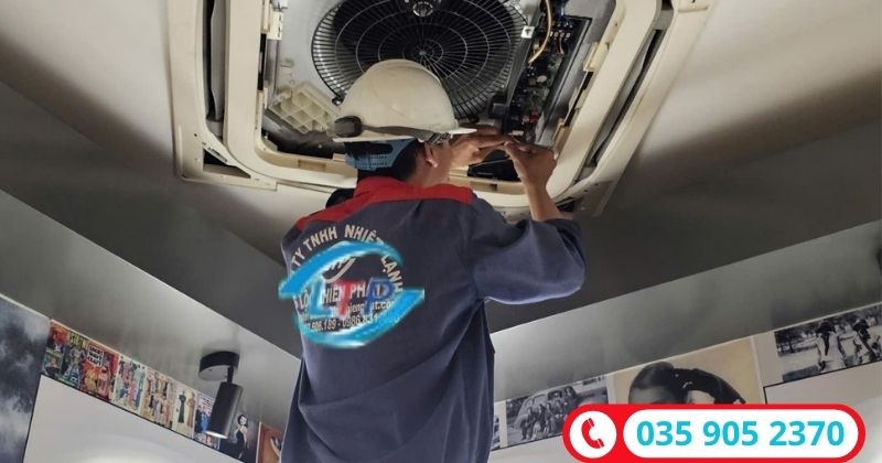 vệ sinh-sửa chữa máy lạnh công nghiệp-Lộc Thiên Phát