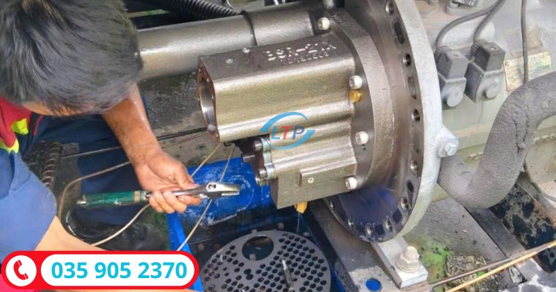 đơn vị chuyên sửa máy nén chiller uy tín - Lộc Thiên Phát