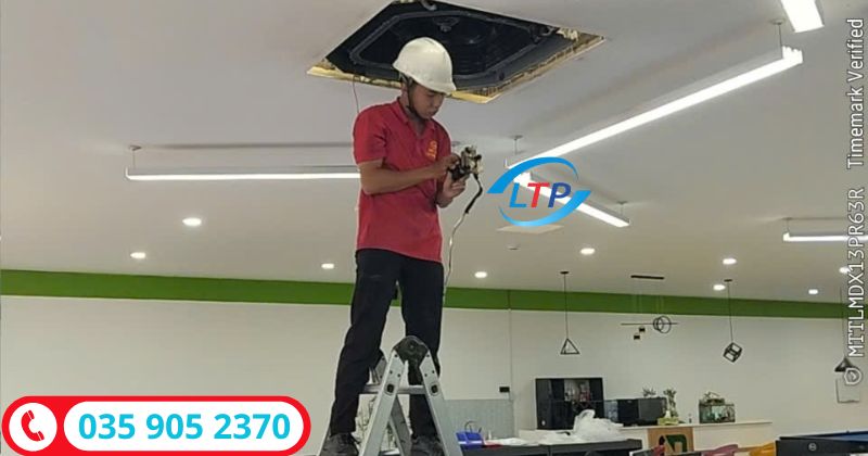 Vệ sinh máy lạnh âm trần tại Đồng Nai-Lộc Thiên Phát